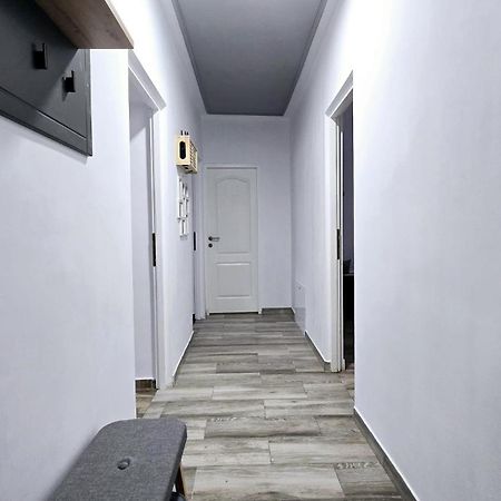 Apartament 3 Camere Hd هونيدوارا المظهر الخارجي الصورة