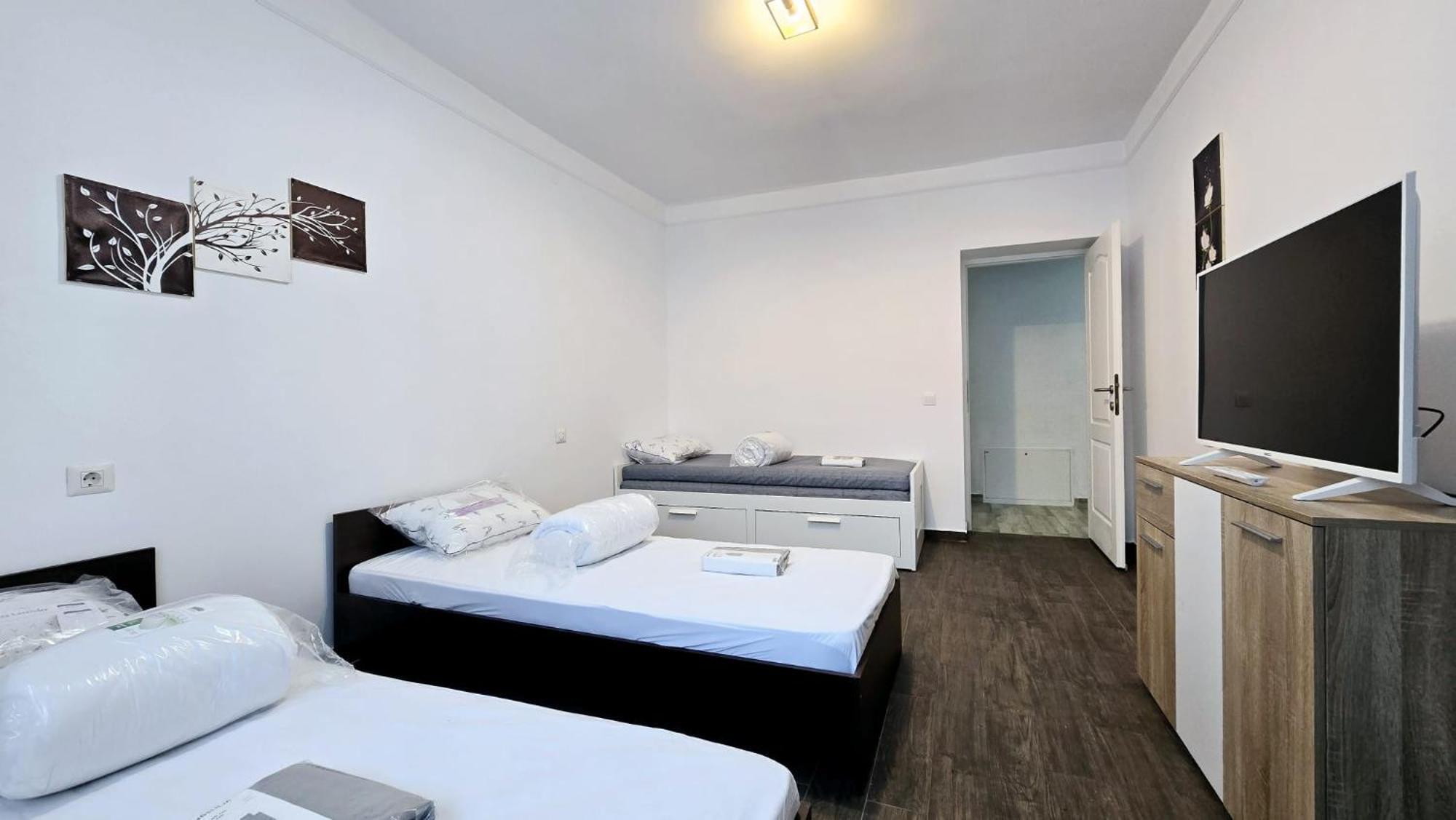 Apartament 3 Camere Hd هونيدوارا المظهر الخارجي الصورة