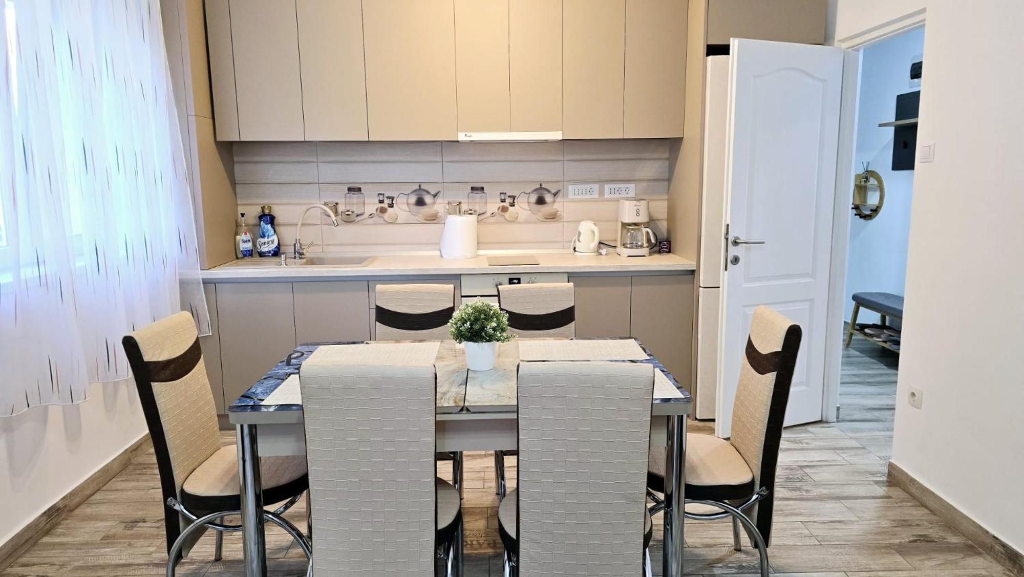 Apartament 3 Camere Hd هونيدوارا المظهر الخارجي الصورة