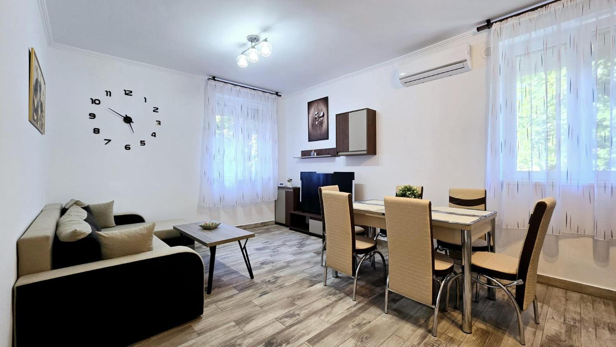 Apartament 3 Camere Hd هونيدوارا المظهر الخارجي الصورة